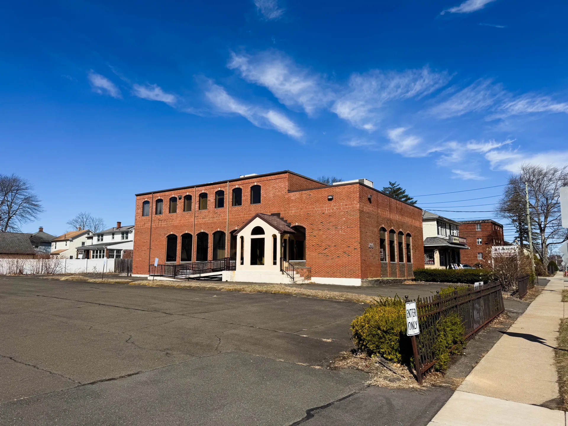 O,R&L Commercial sells 199 Oakwood Avenue in West Hartford for redevelopment into a Mental Health Facility