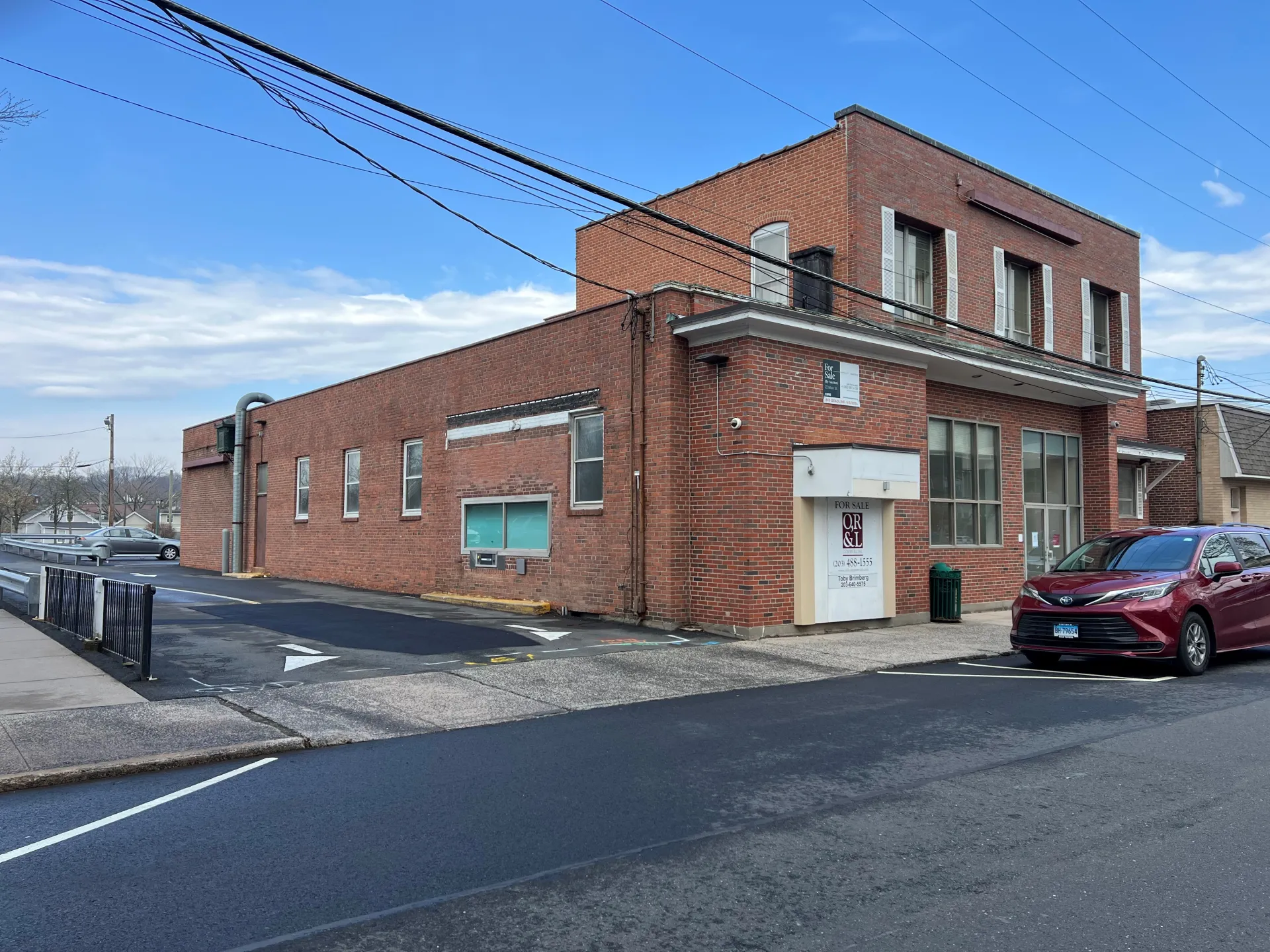 Toby Brimberg of O,R&L Commercial | Former Bank Building, 22 Main Street, Southington Sells for Planned Restaurant Conversion