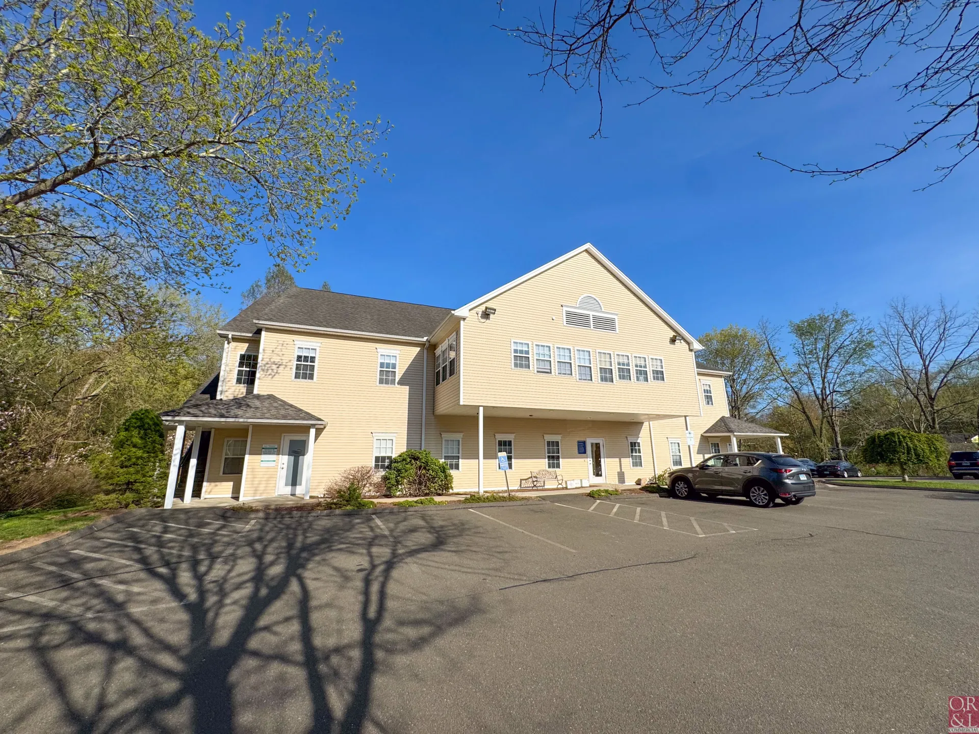 Sam Crampton of O,R&L Commercial Completes Investment Sale - Guilford Glen Medical Center with Long-Term Medical Tenant in place | 10% Cap