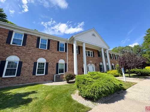 Rocky Hill - 35 Cold Spring Rd<br /><small>For Sale</small>
