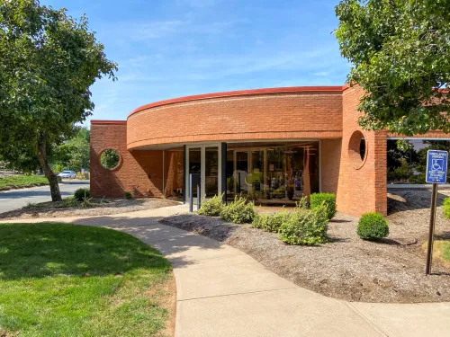 624 Hebron Ave for Lease