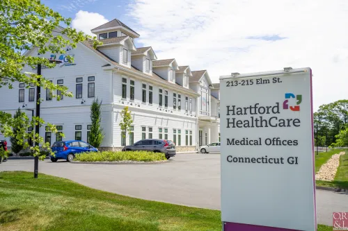 Old Saybrook - 213-215 Elm Street <br /><small>For Lease</small>