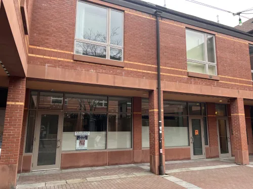 Branford - 978-1004 Main St<br /><small>For Lease</small> 