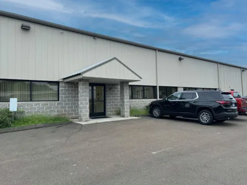 Branford - 21 Thompson Rd <br /><small>For Lease</small>