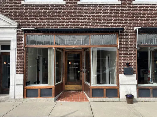 Clinton - 1 West Main St<br /><small>For Lease</small>