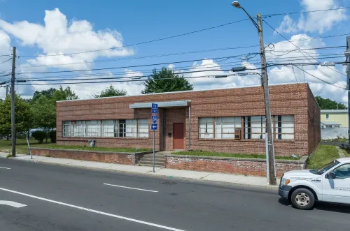 West Hartford - 453 New Park Ave<br /><small>For Sale</small> 