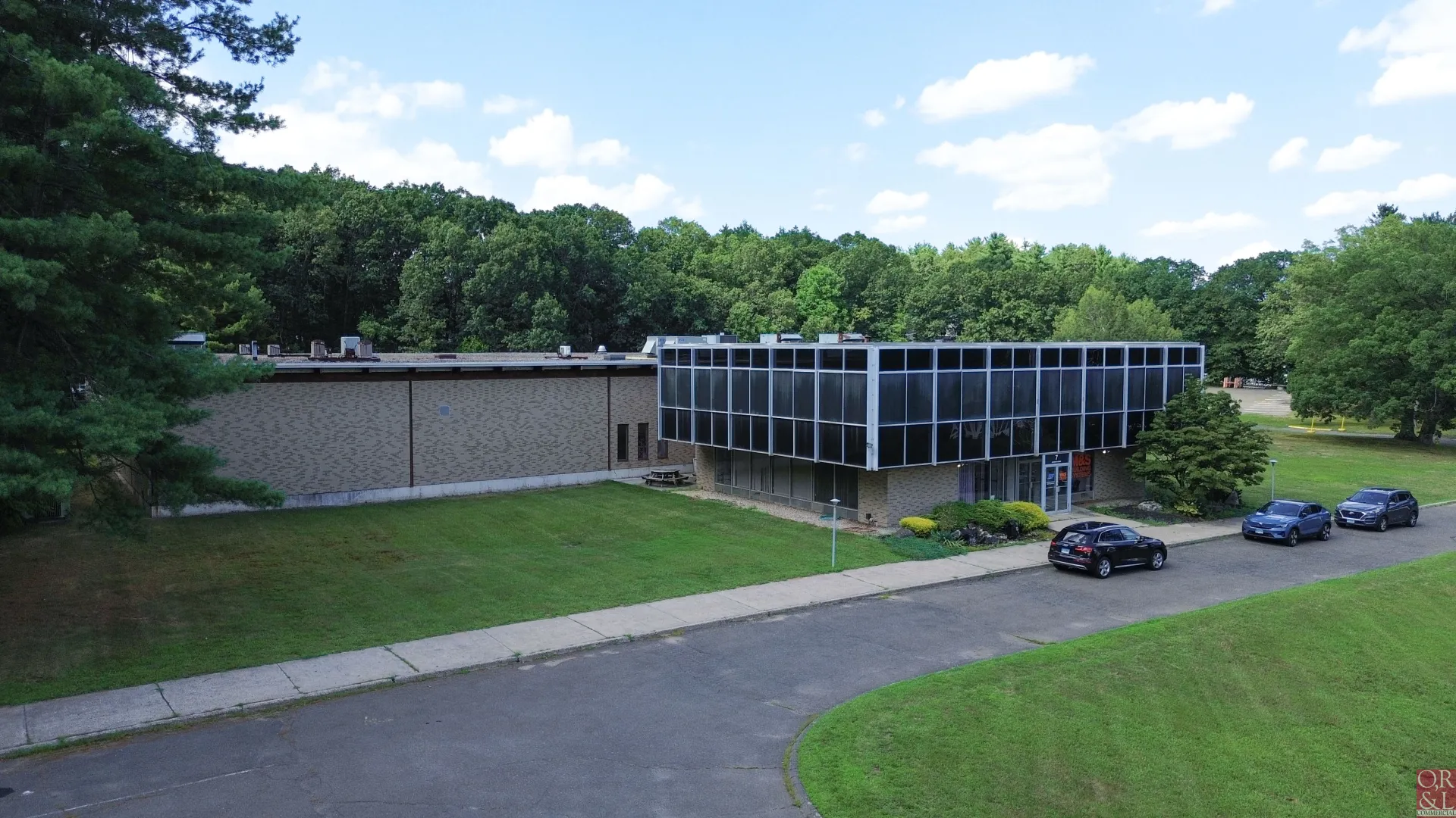 Jay Morris of O,R&L Commercial Completes 36,000 SF Industrial Building Sale in Plainville, CT | $2,725,000