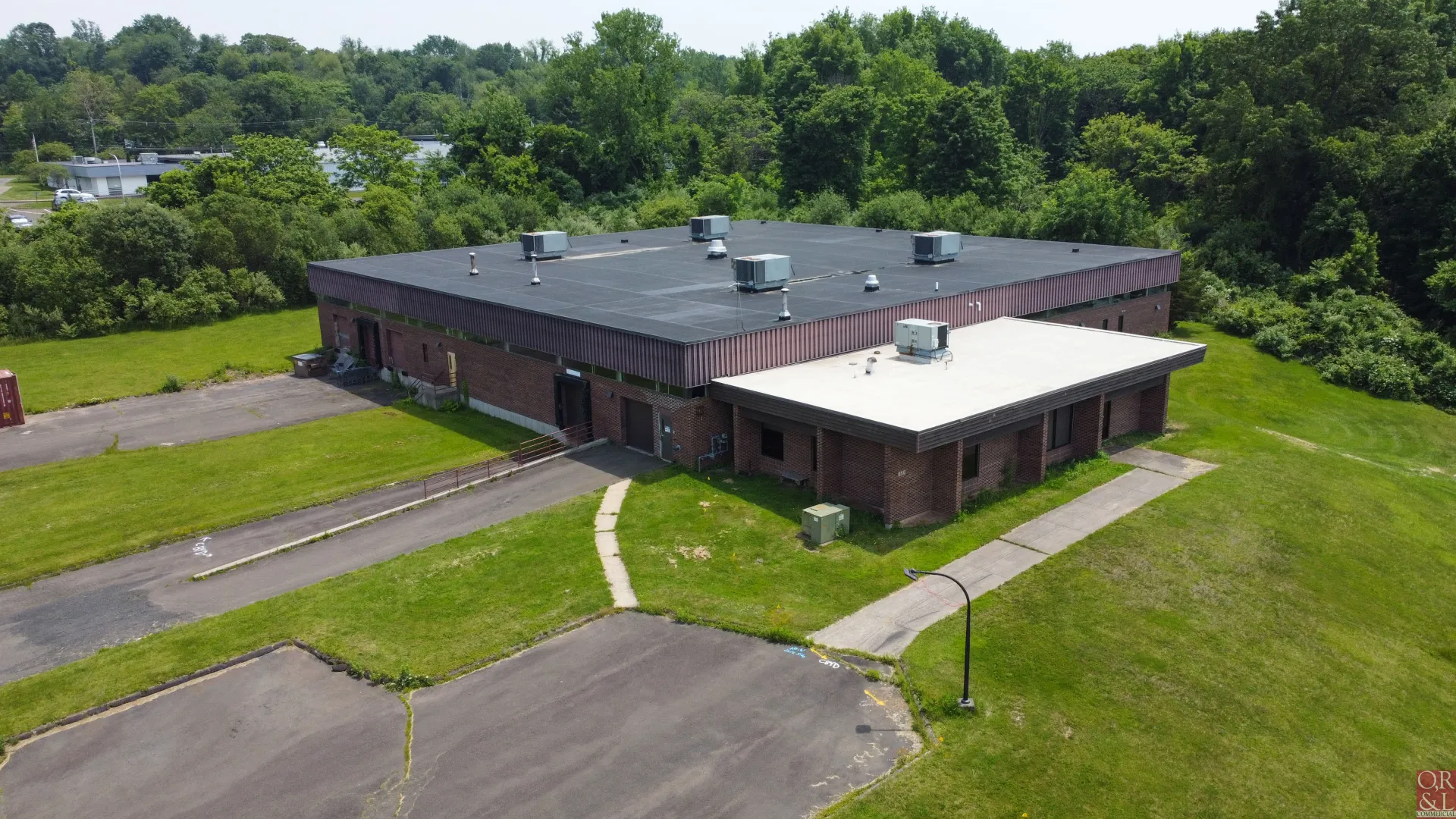 Frank Hird, SIOR and Sam Crampton of O,R&L Commercial Announce $1.7 Million Sale | 20,672 SF Industrial Building, Wallingford, CT