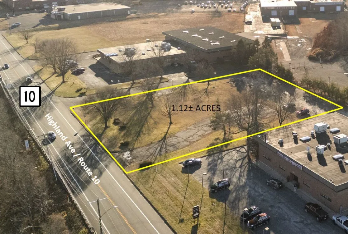 Cheshire - 1289 Highland Ave <br /><small>For Sale</small>