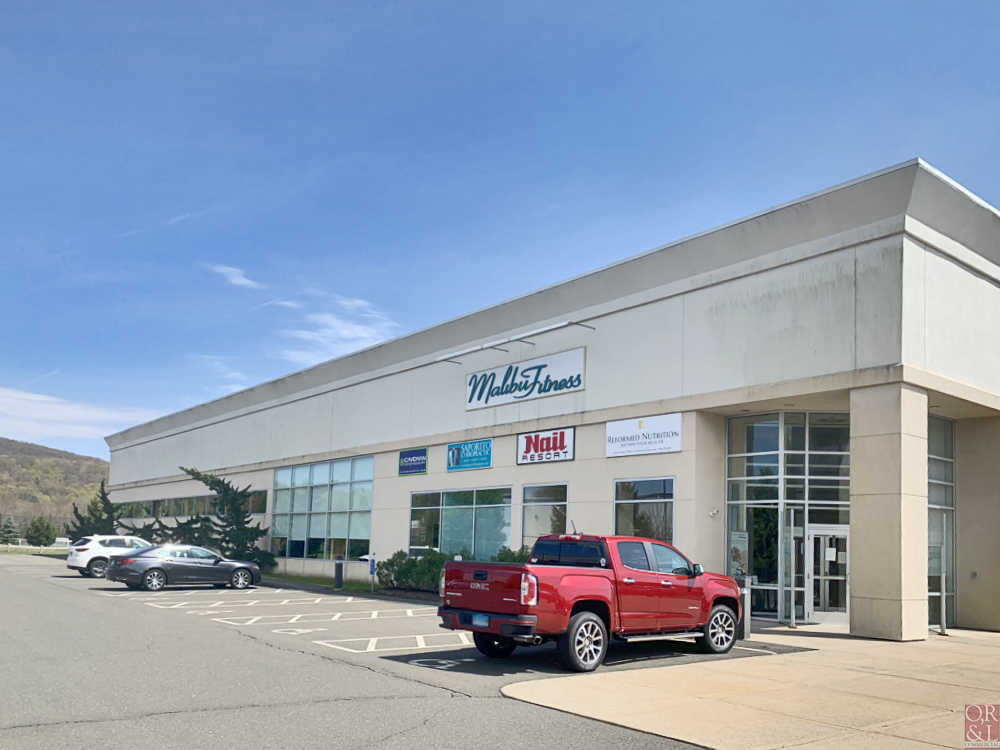 O,R&L Commercial sells 28,000 square-foot retail building in Farmington, CT for $2,450,000