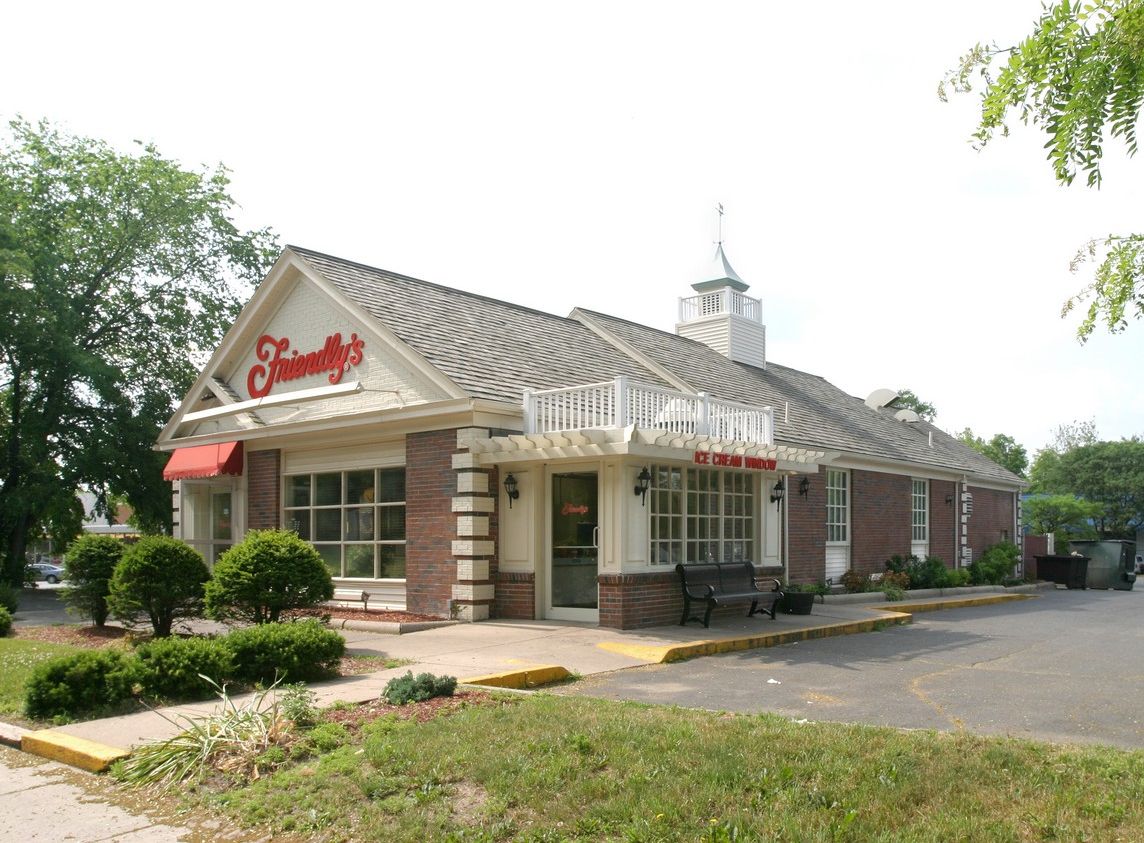 O,R&L Commercial Completes 2,530 SF Long-term Lease in Former Friendly’s Building, Unionville, CT