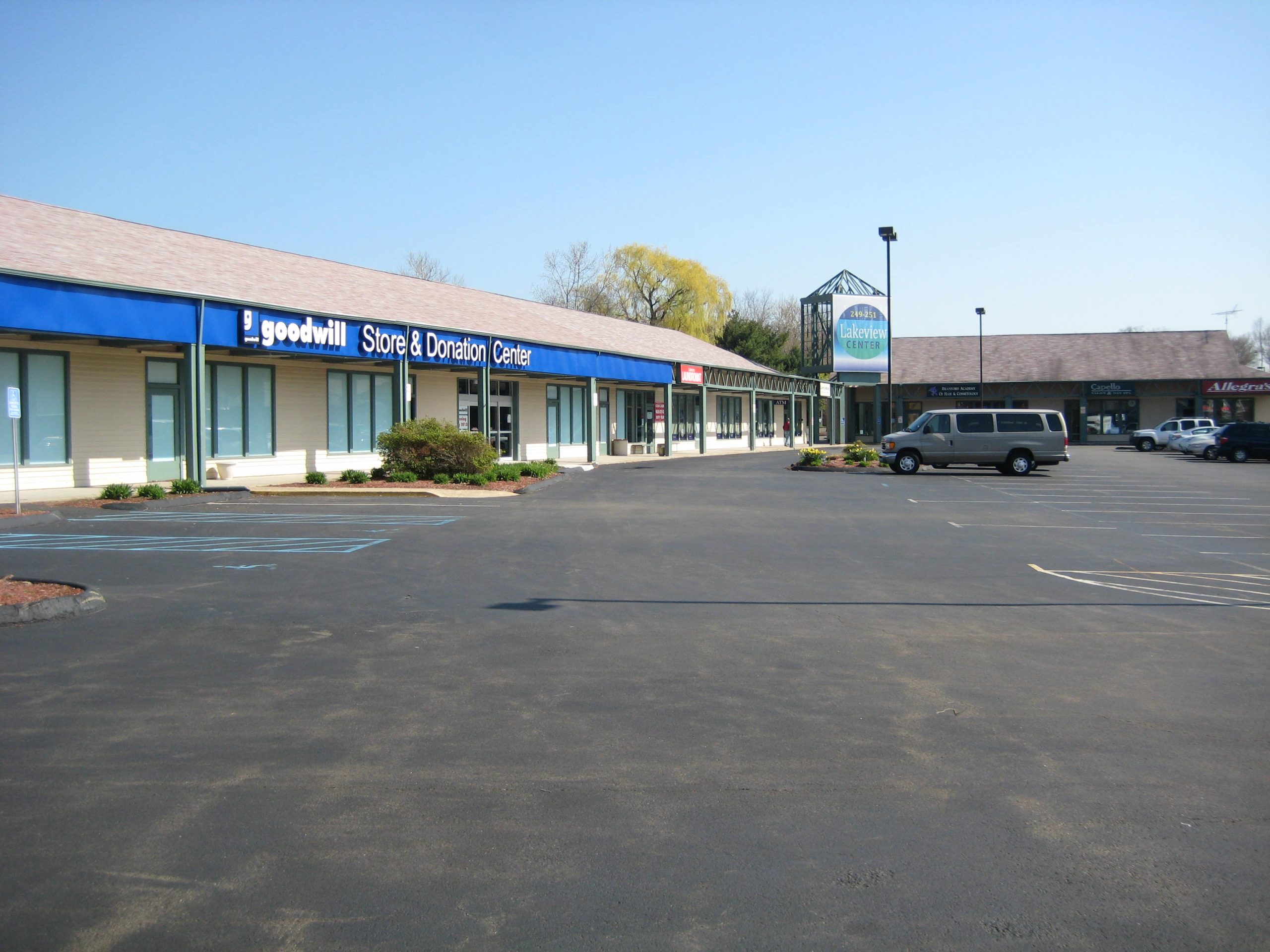 O,R&L Commercial Completes 17,900 SF Renewal / Expansion to Goodwill | Lakeview Center, Branford, CT