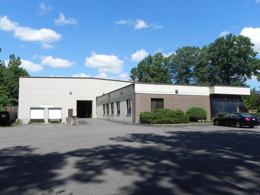 O,R&L Commercial Brokers $1,795,000 Industrial Investment Sale | Middletown, CT