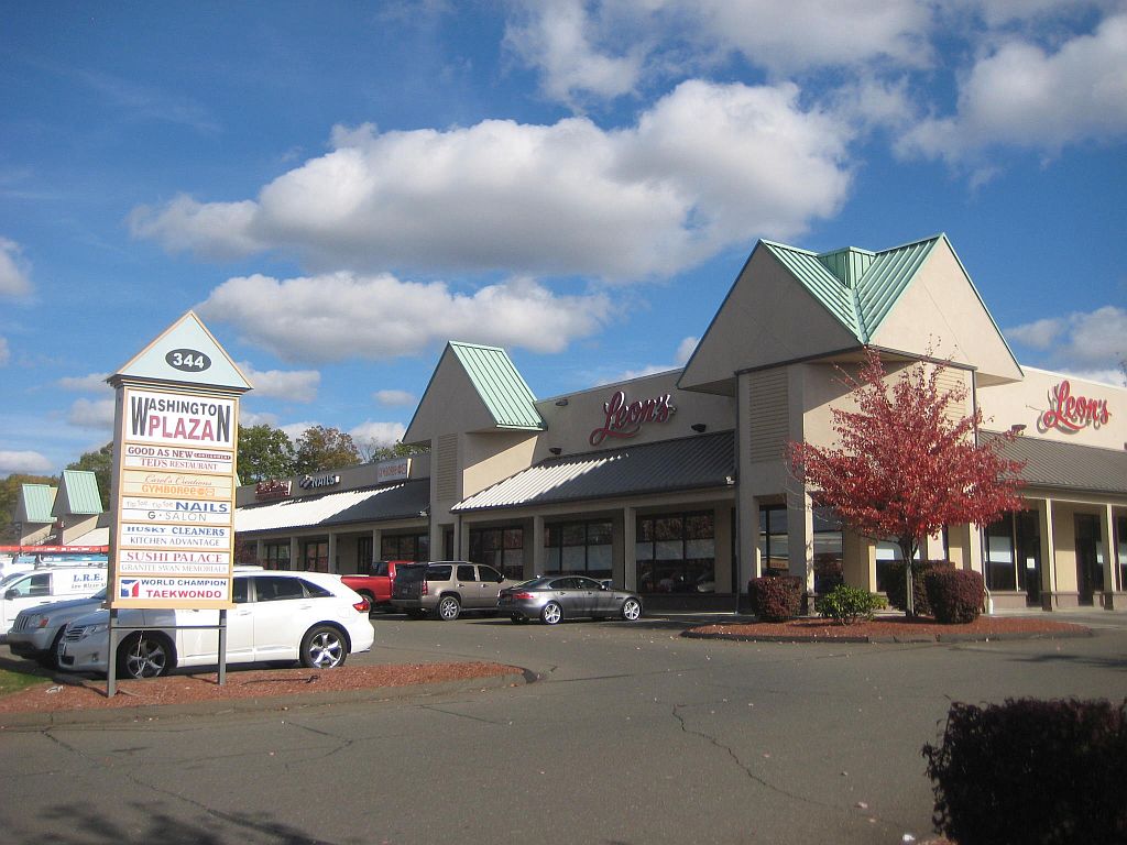 O,R&L Commercial Completes 2,400 SF Retail Lease to Libero Jewelers, North Haven, CT