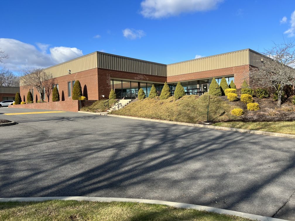 INDUSTRIAL / INVESTMENT SALE – $3,300,000  | Wallingford, CT