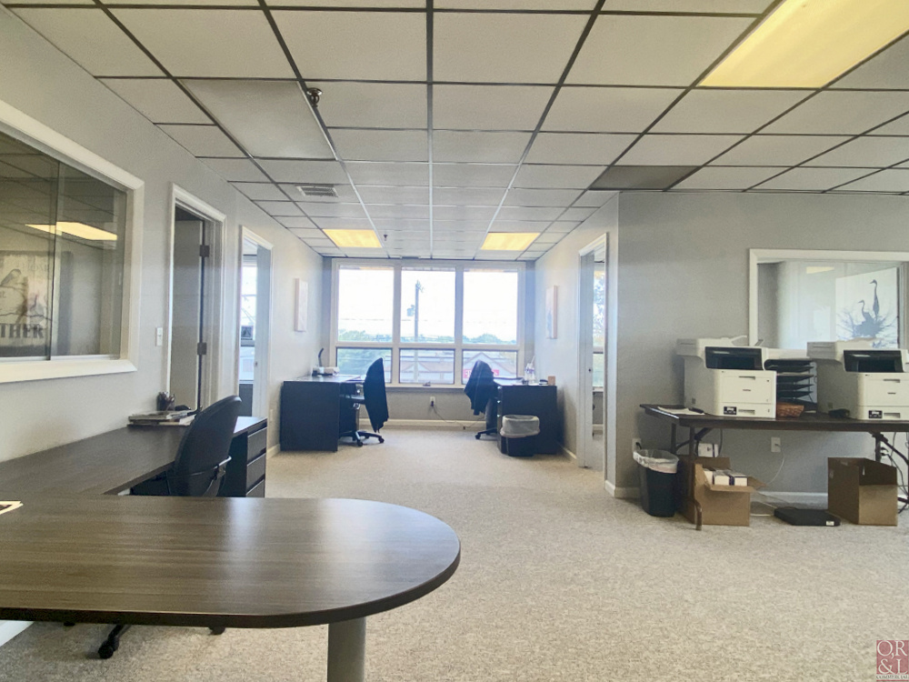 Office, CT, Office Real Estate, Office Sale, Office Lease, CT Office, Connecticut Office, CT Real Estate, Connecticut Real Estate, Commercial Real Estate, CT Sale, Connecticut Sale, CT Lease, Connecticut Lease