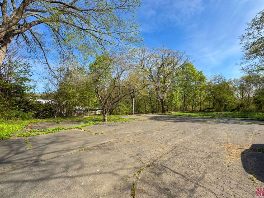 Office, CT, Office Real Estate, Office Sale, Office Lease, CT Office, Connecticut Office, CT Real Estate, Connecticut Real Estate, Commercial Real Estate, CT Sale, Connecticut Sale, CT Lease, Connecticut Lease
