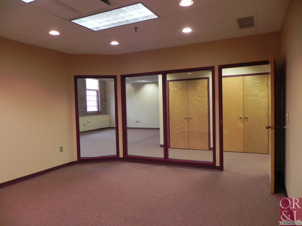 Office, CT, Office Real Estate, Office Sale, Office Lease, CT Office, Connecticut Office, CT Real Estate, Connecticut Real Estate, Commercial Real Estate, CT Sale, Connecticut Sale, CT Lease, Connecticut Lease